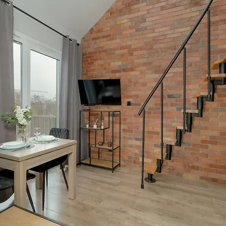 Apartament W Stylu Loft Antresola & Balkon By Renters Апартаменты Познань