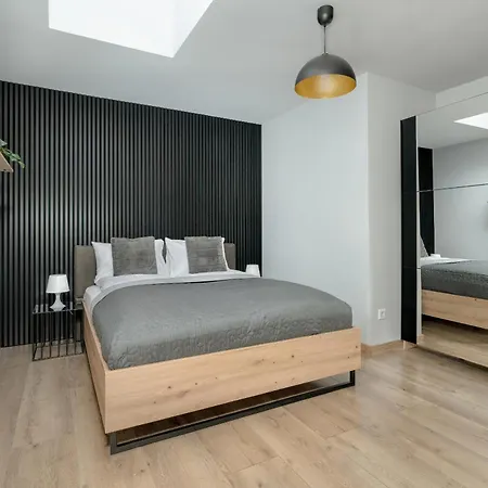 Apartament W Stylu Loft Antresola & Balkon By Renters *